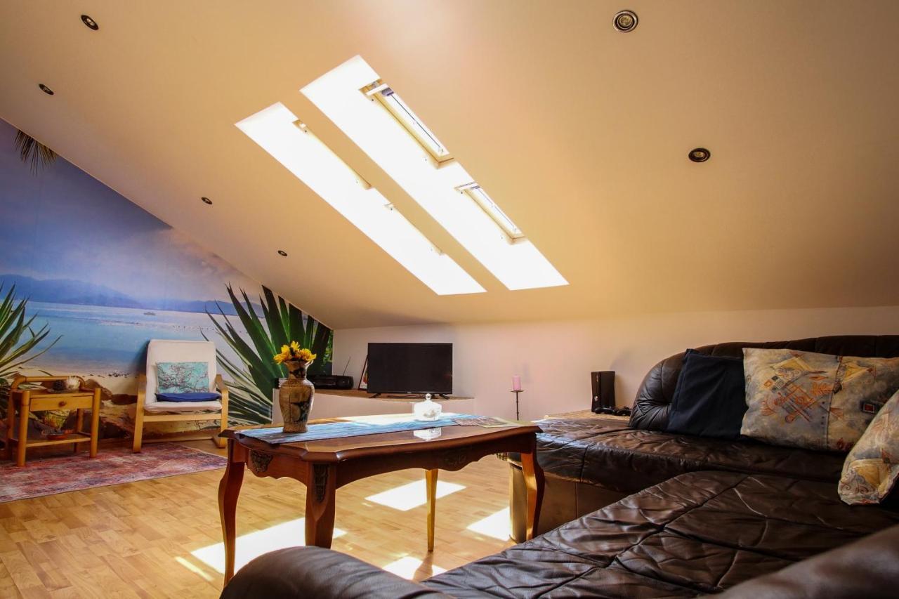 Amu Apartment Pula Ngoại thất bức ảnh